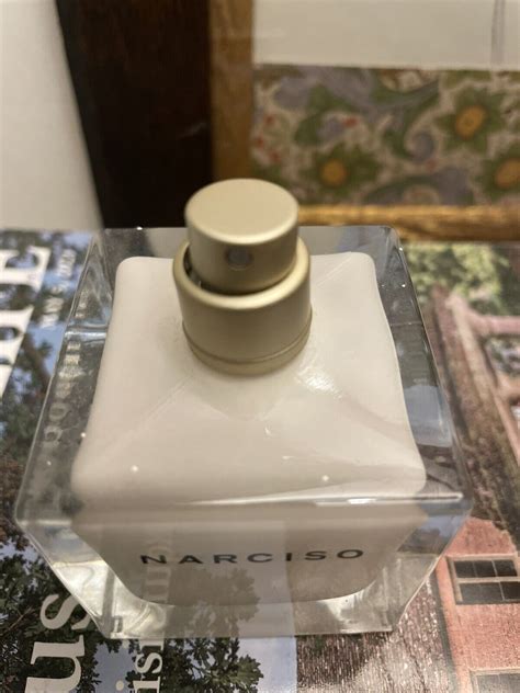 narciso rodriguez white cube.